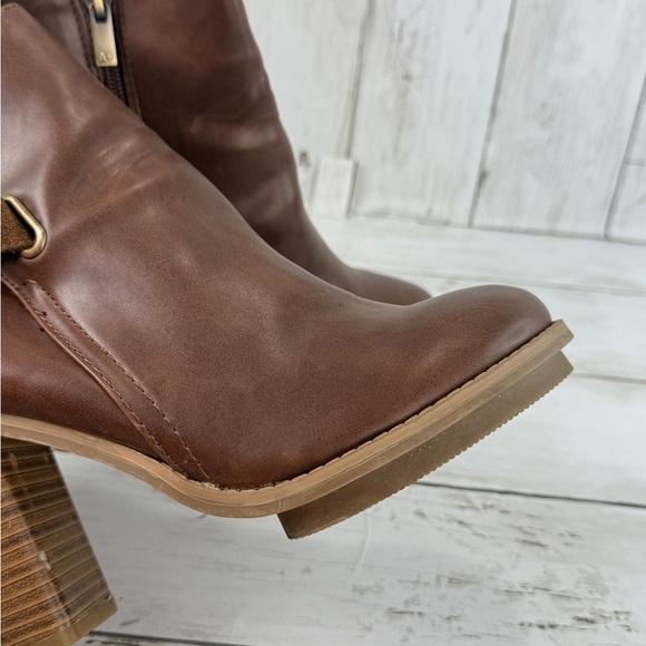 Brown Ankle Boot Bootie Zip Up Faux Leather Strap Target Womens 6.5 Block Heel - Picture 11 of 14